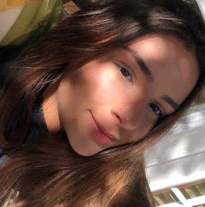 Meet your Posher, Ana clara